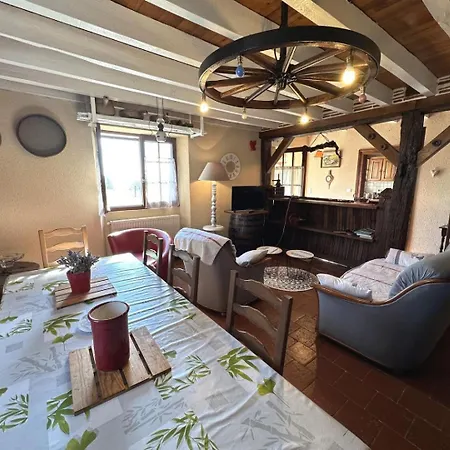 Holiday home Pilatte Pecorade